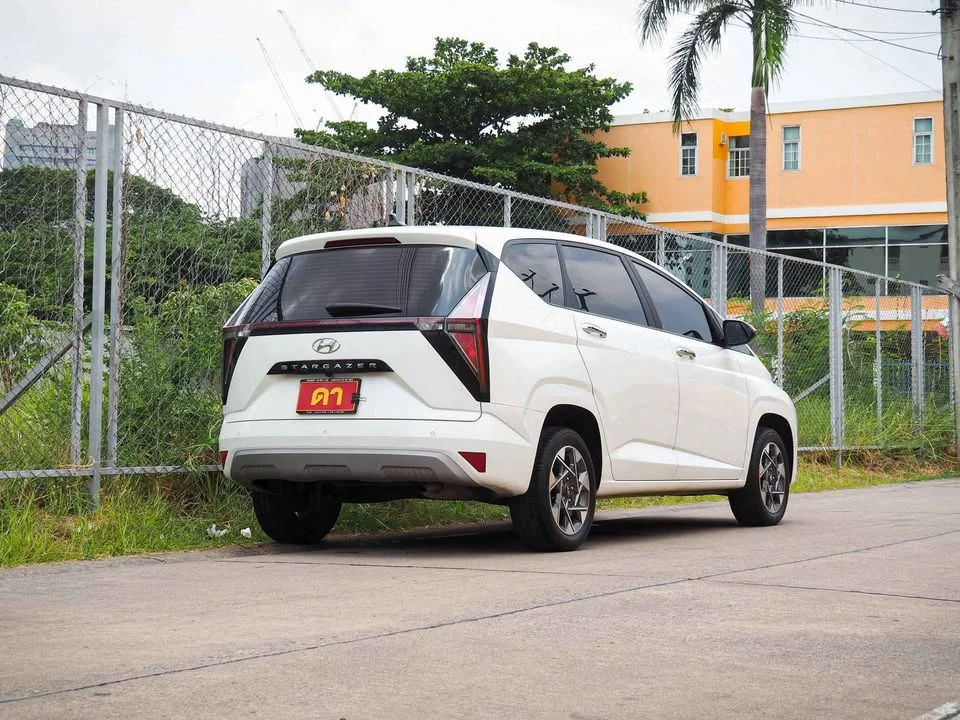2023 Hyundai Stargazer KS 3