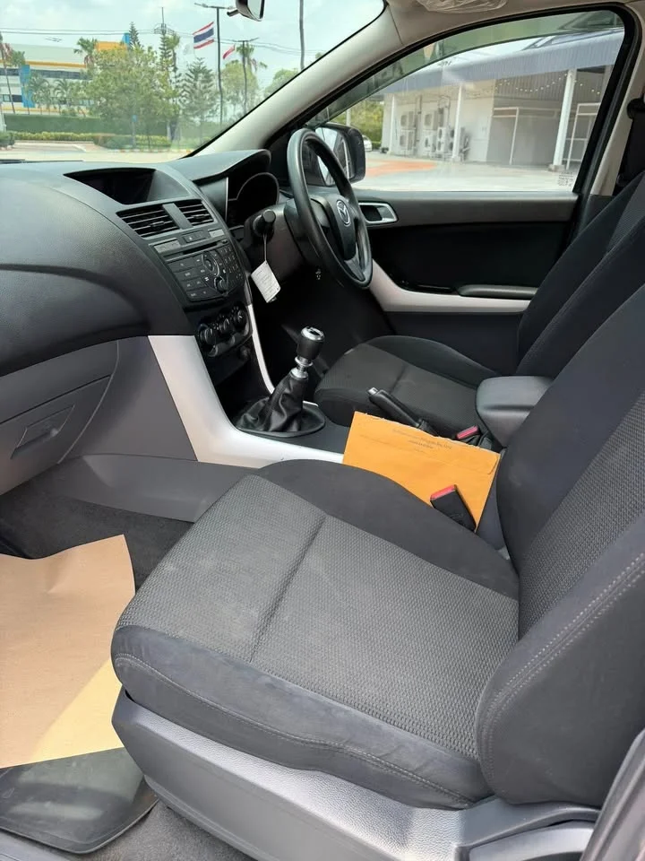 2013 Mazda BT-Series II 3