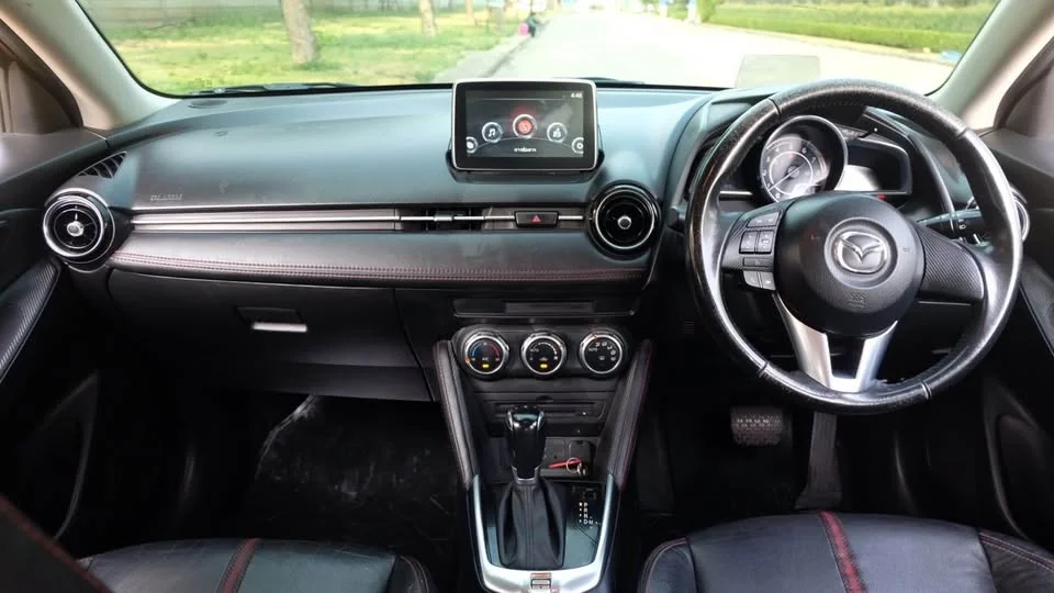 2015 Mazda 2 III 2