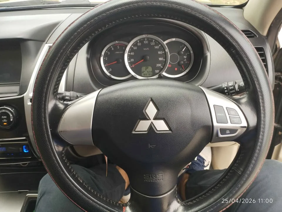 2011 Mitsubishi Pajero Sport II 3