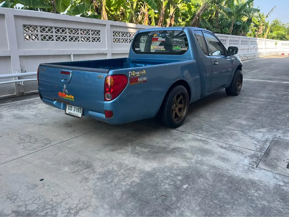 2007 Mitsubishi Triton IV 2