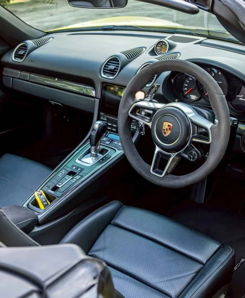 2017 Porsche 718 Boxster and Cayman IV 3