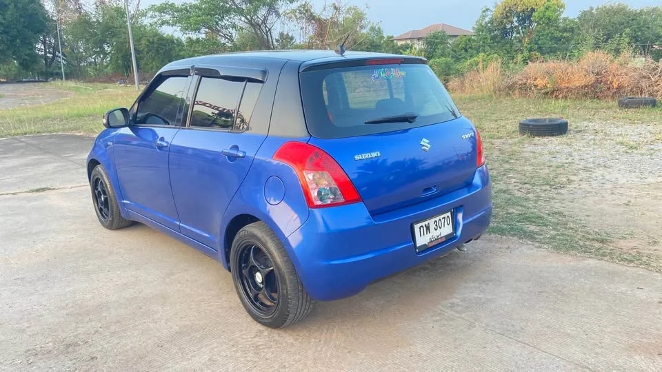 2011 Suzuki Swift I 2