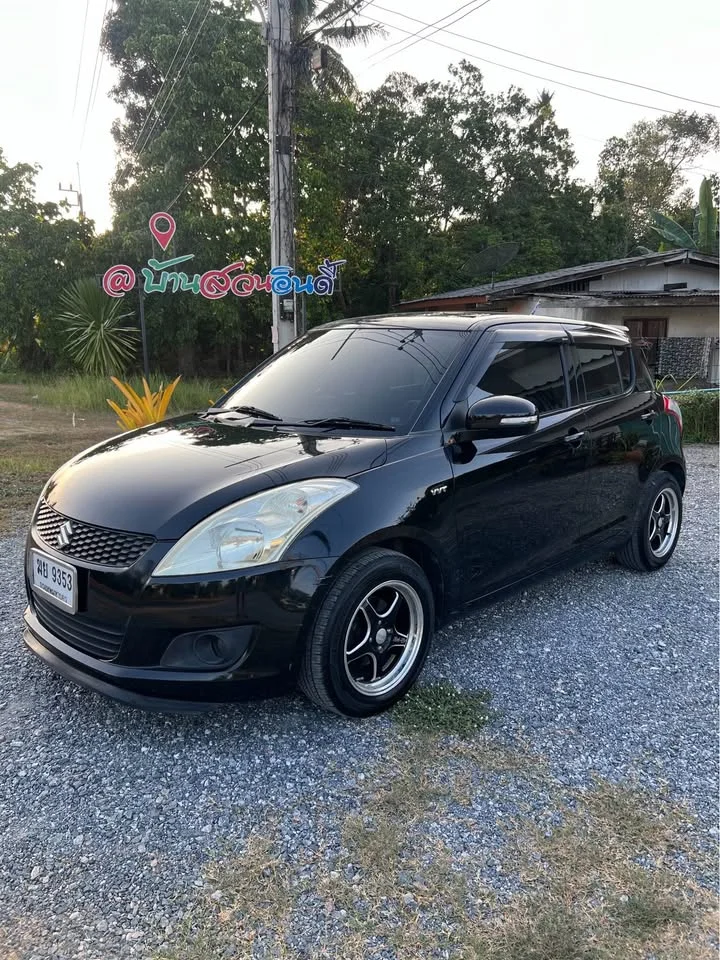 2012 Suzuki Swift II 3