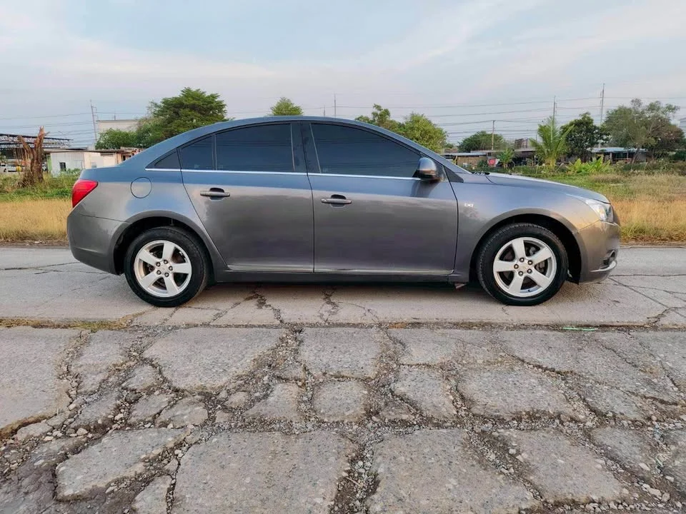 2011 Chevrolet Cruze I 2
