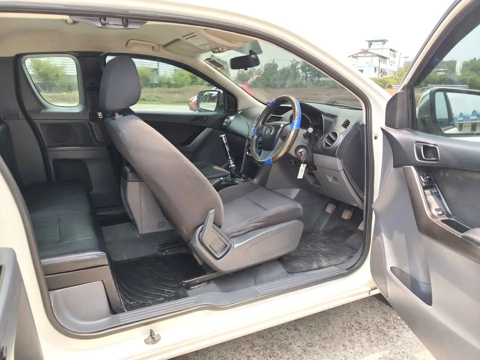 2015 Mazda BT-Series II 3