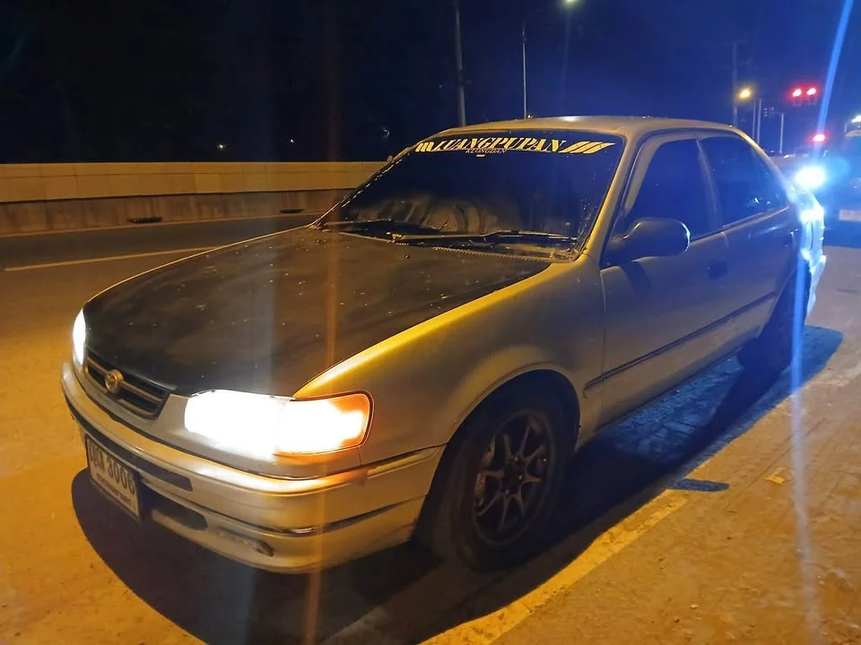 1997 Toyota Corolla Altis VIII (E110) 2