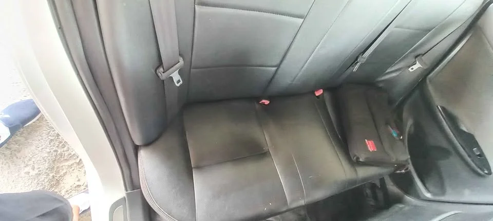 2013 Toyota Corolla Altis X (E140) 3