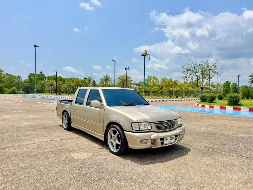 2001 Isuzu Faster Dragon Eyes III 3