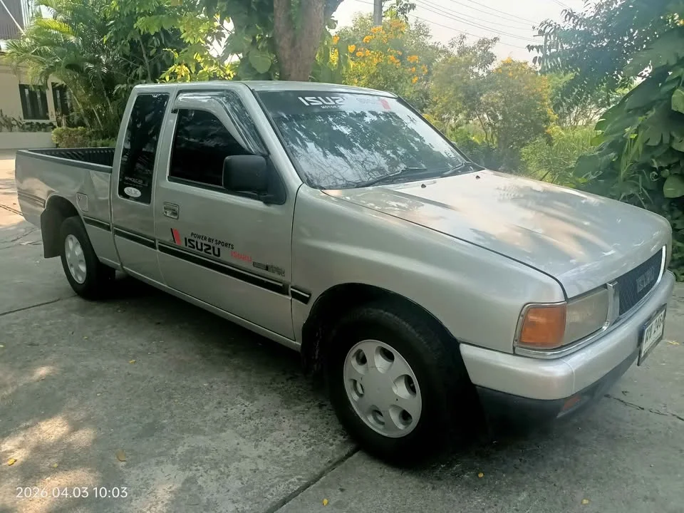 1993 Isuzu TFR III 3