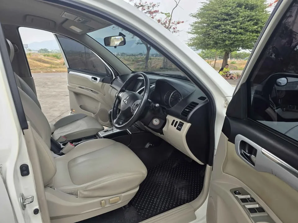 2010 Mitsubishi Pajero Sport II 3
