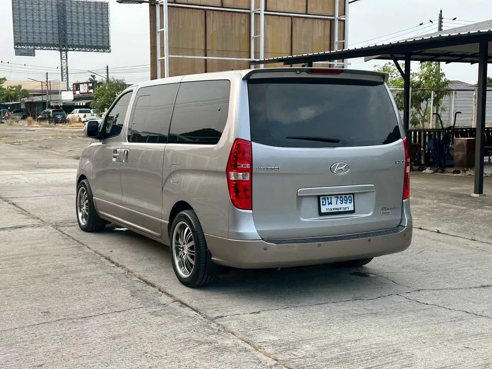 2011 Hyundai H-1 II 3