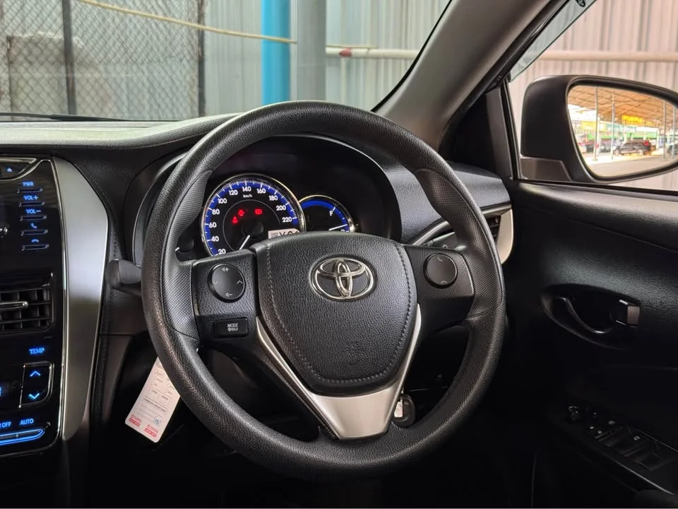 2018 Toyota Yaris ATIV III 3