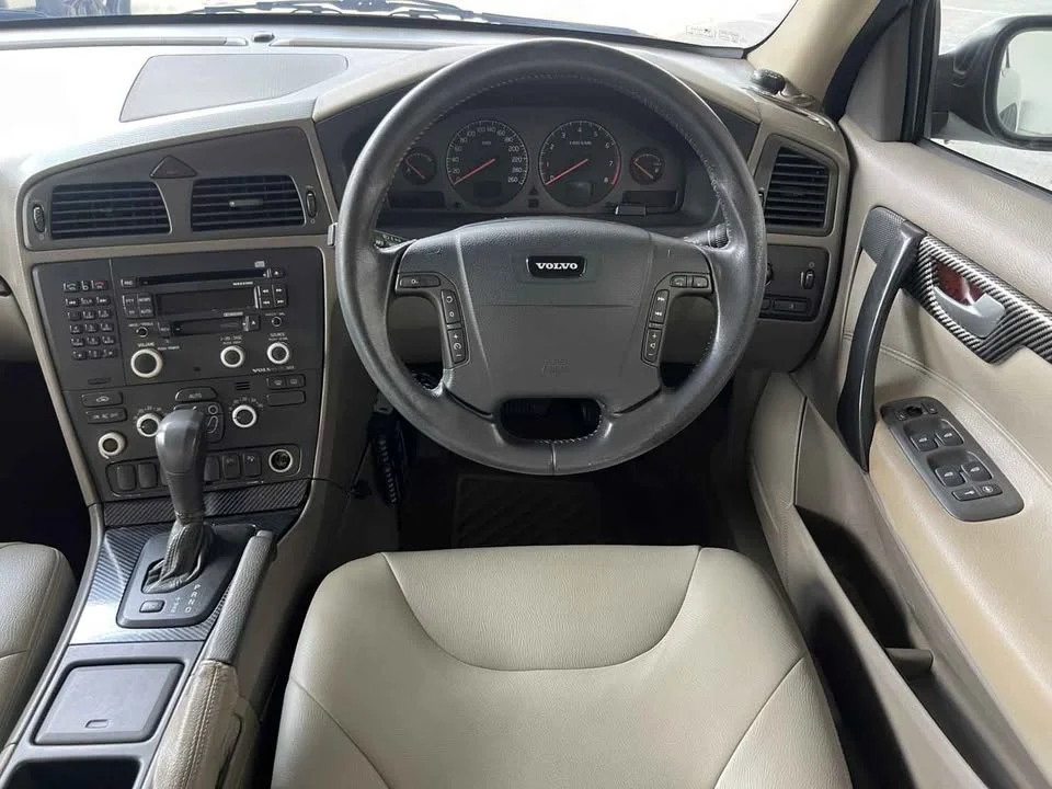 2001 Volvo V70 II 2