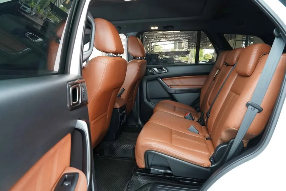 2020 Ford Everest II 3