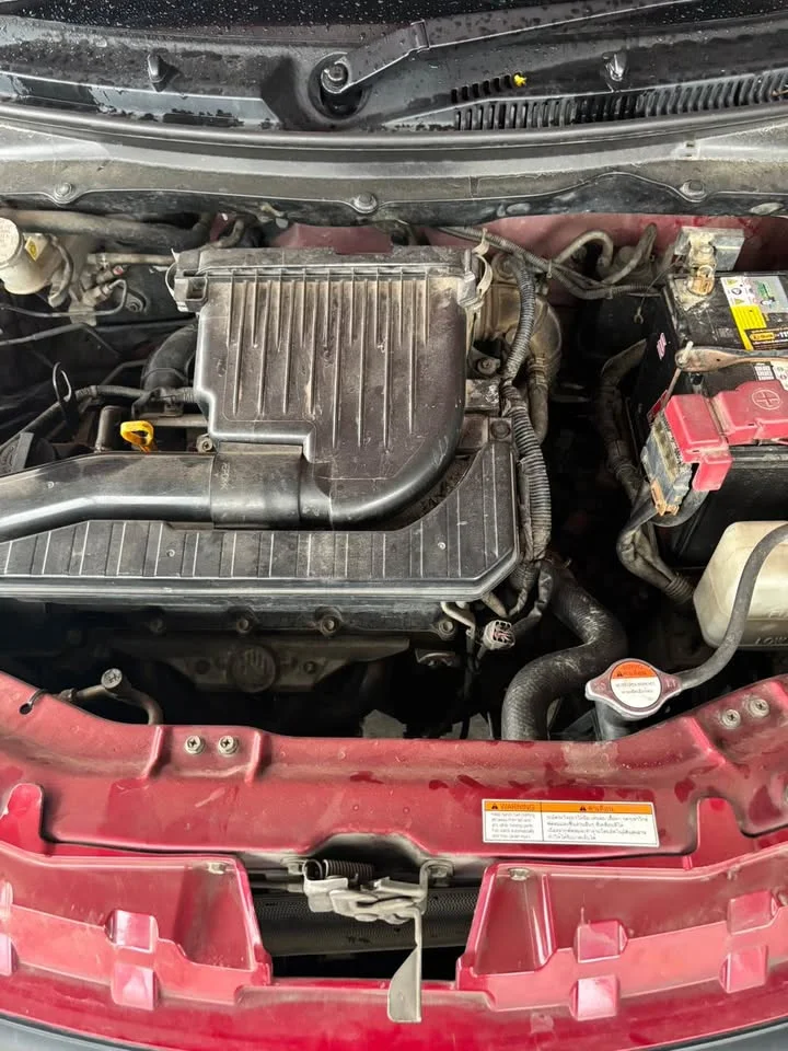 2012 Suzuki Swift II 3