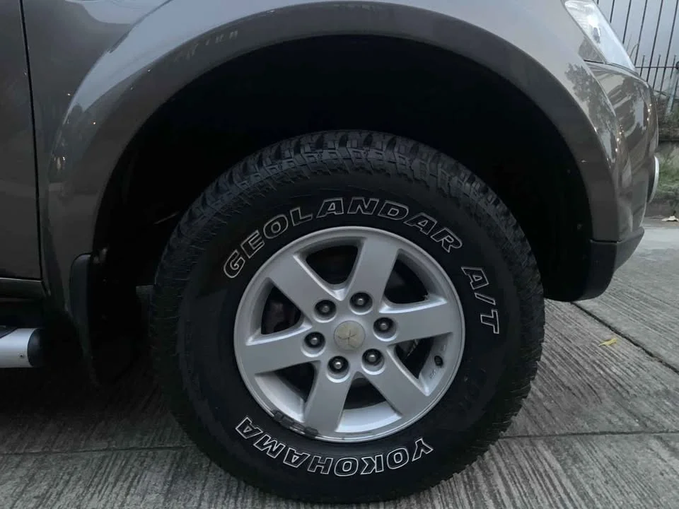 2011 Mitsubishi Pajero Sport II 3