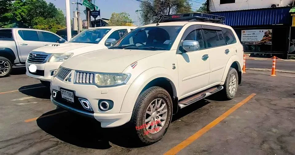2013 Mitsubishi Pajero Sport II 3