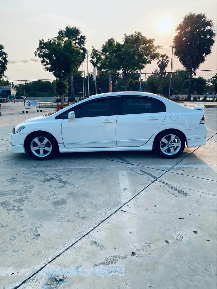 2009 Honda Civic VIII 2