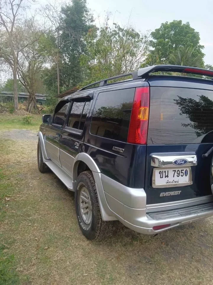 2004 Ford Everest I 3