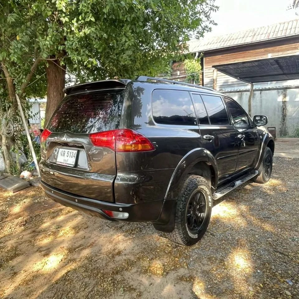 2011 Mitsubishi Pajero Sport II 3