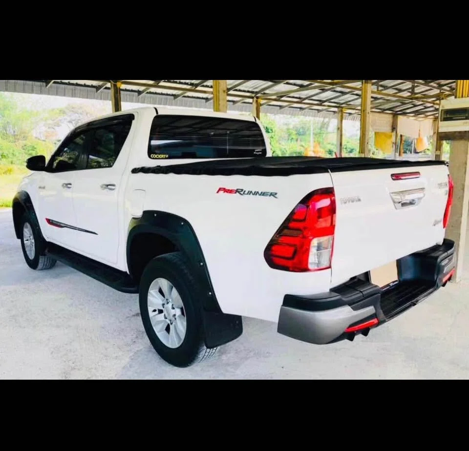 2019 Toyota Hilux VIII 2
