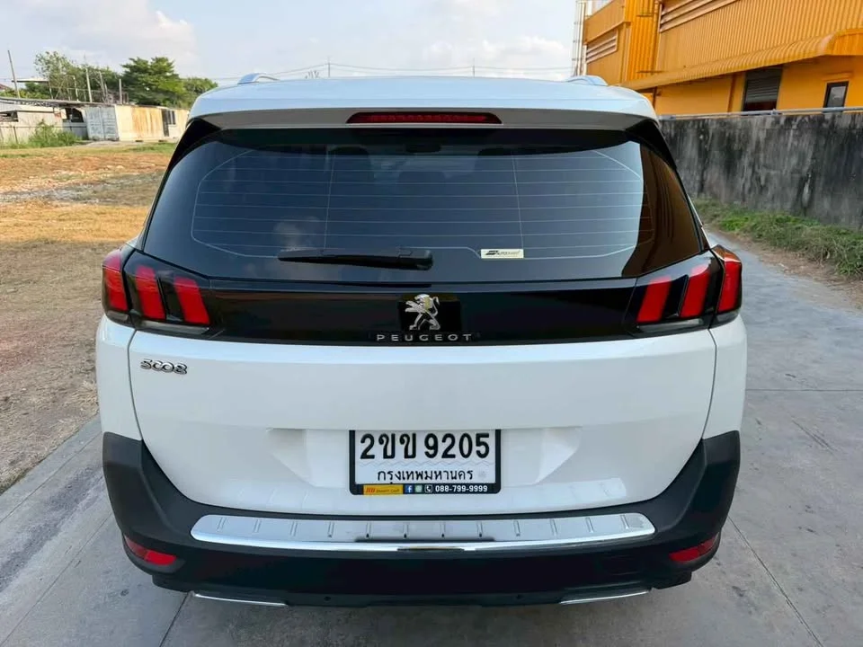 2021 Peugeot 5008 II 2