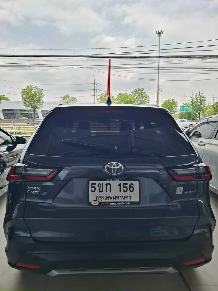 2023 Toyota Yaris Cross AC200 3