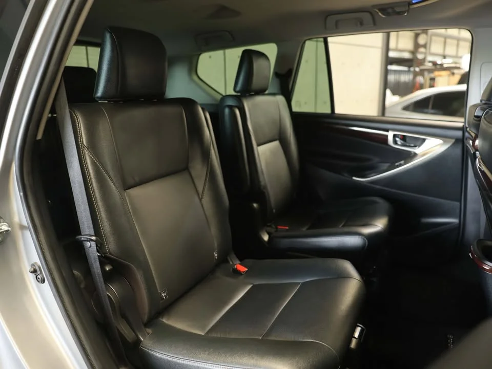 2022 Toyota Innova II 2