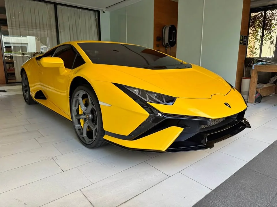 2024 Lamborghini Huracan 2