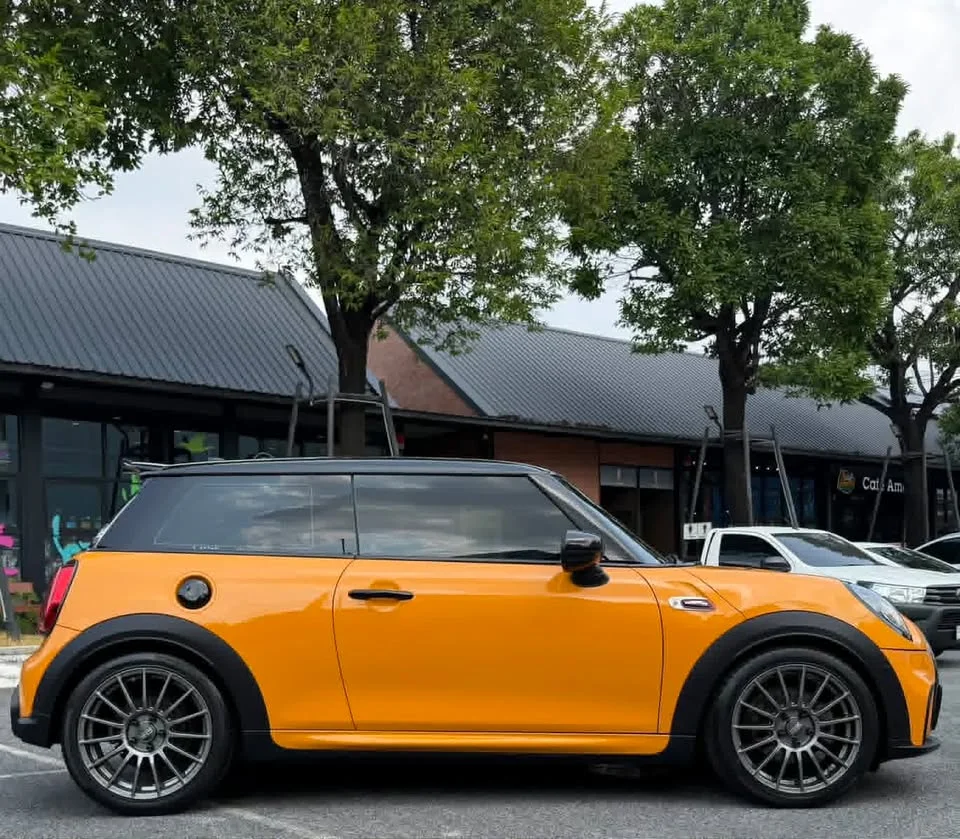 2014 Mini Hatch  III 2