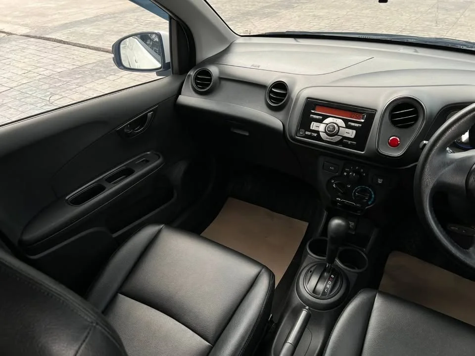 2015 Honda Mobilio II 3
