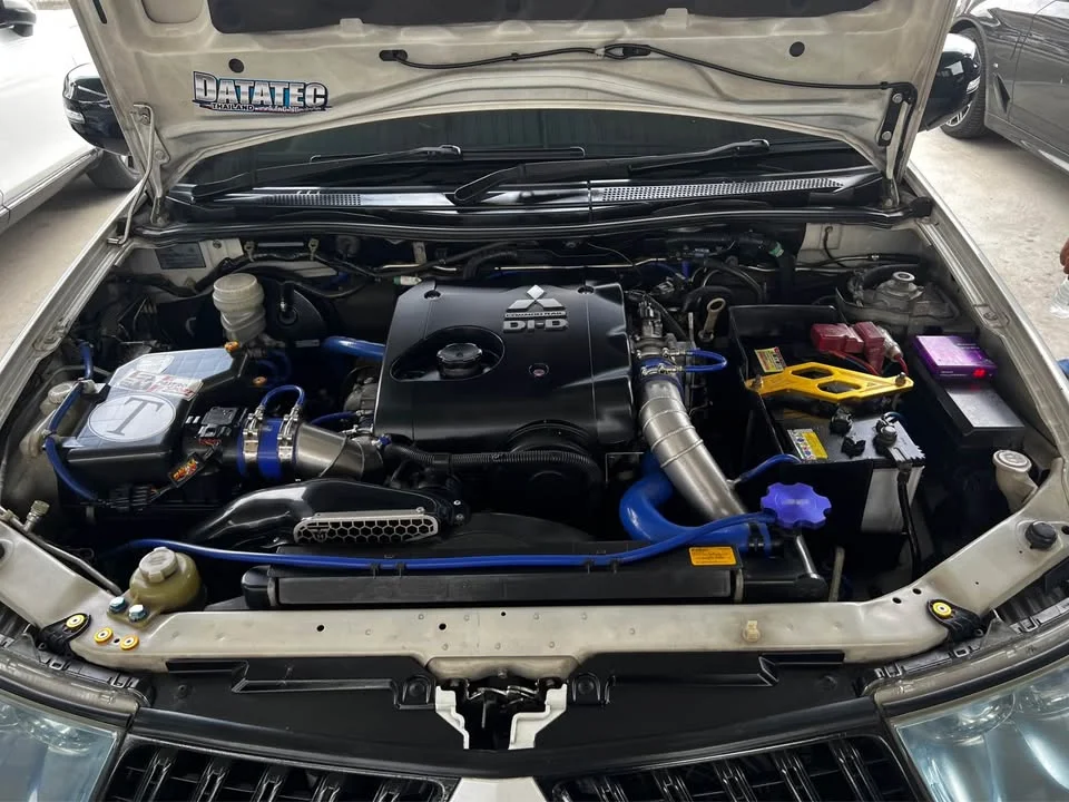 2012 Mitsubishi Pajero Sport II 3