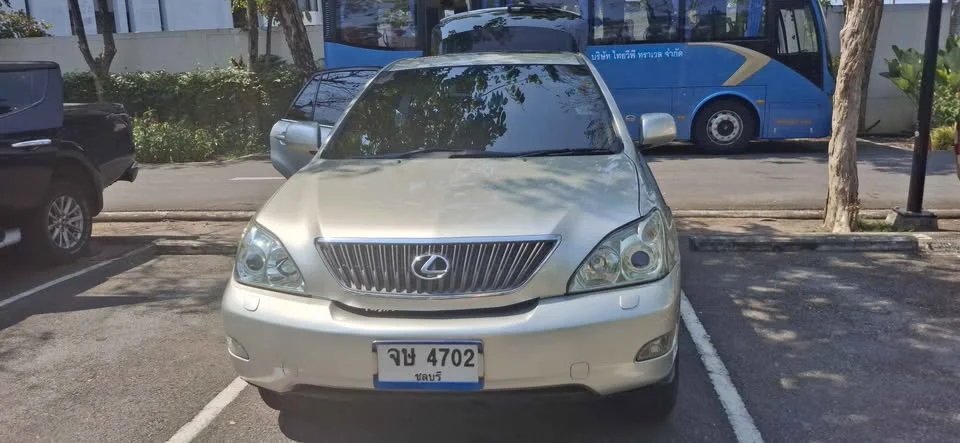 2004 Lexus RX II 2