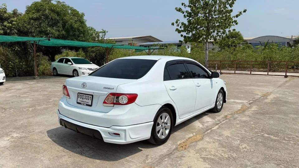 2012 Toyota Corolla Altis X (E140) 3