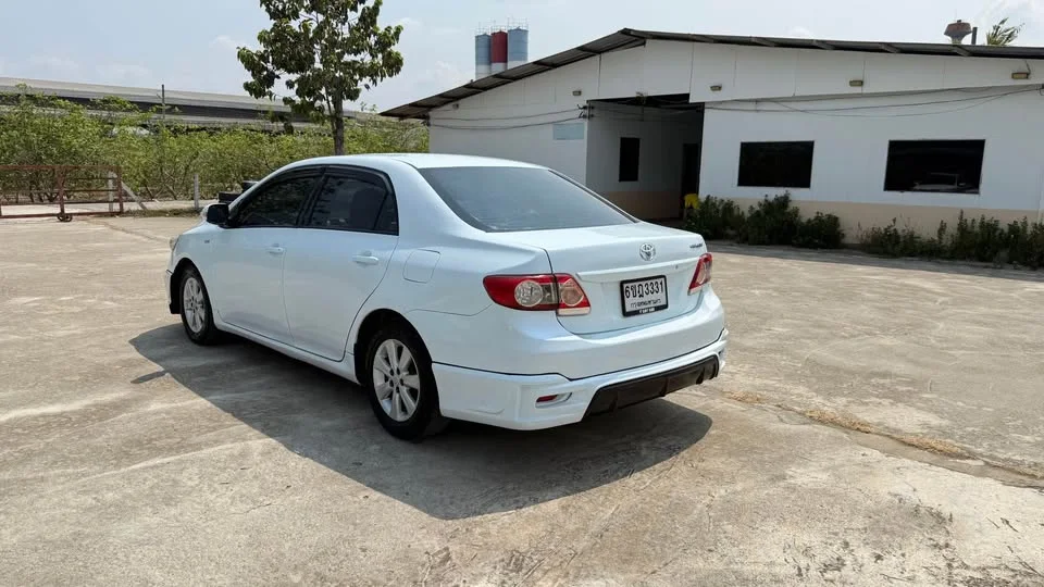2012 Toyota Corolla Altis X (E140) 2