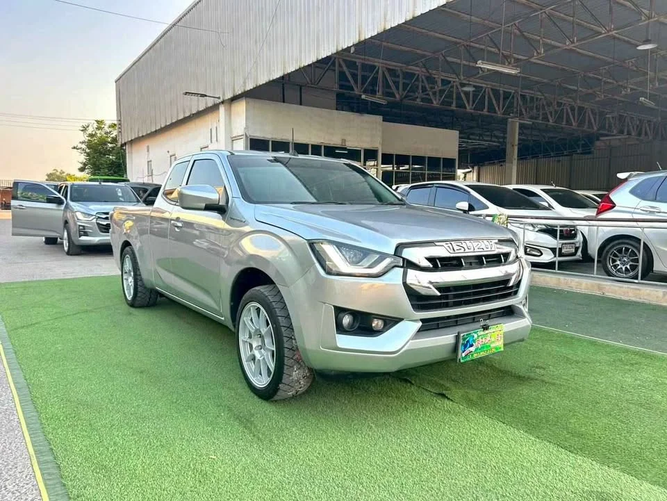 2020 Isuzu D-Max III (RG) 3
