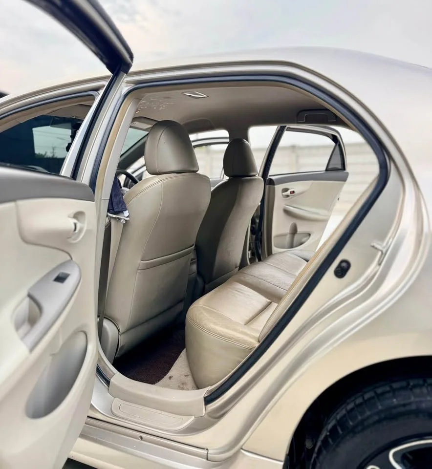 2009 Toyota Corolla Altis X (E140) 3