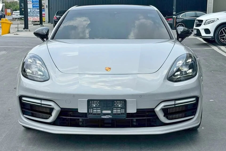 2022 Porsche Panamera II 2