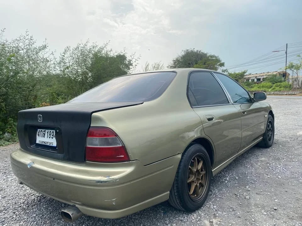 Honda Accord V 3