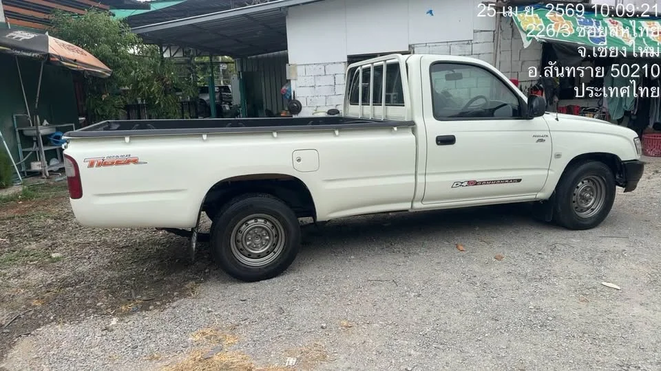 2004 Toyota Hilux Tiger VI 2