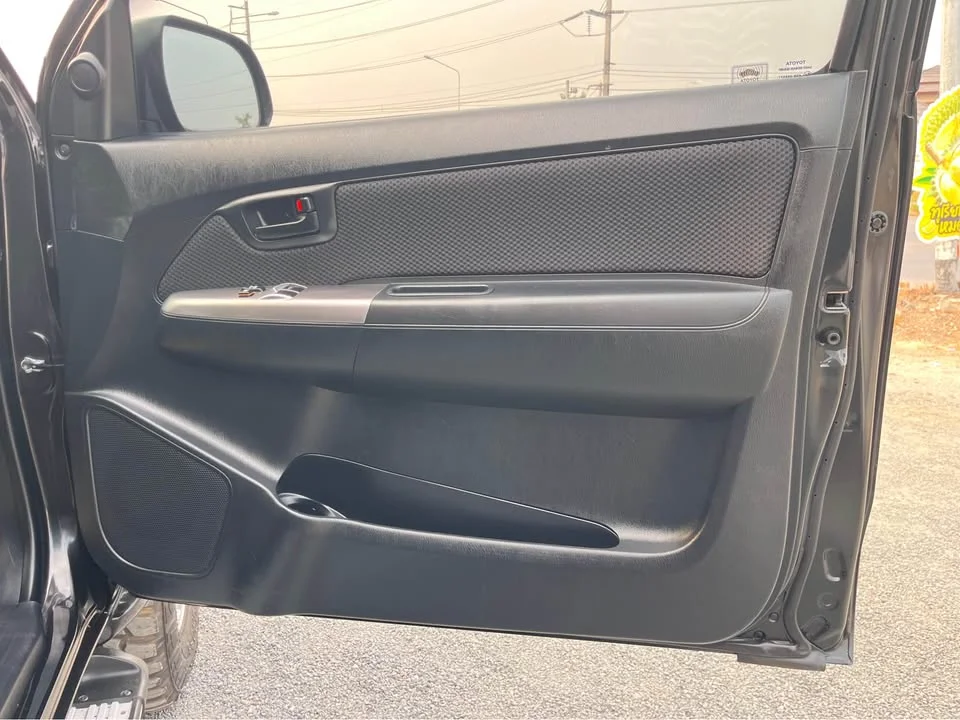 2014 Toyota Hilux VII 2