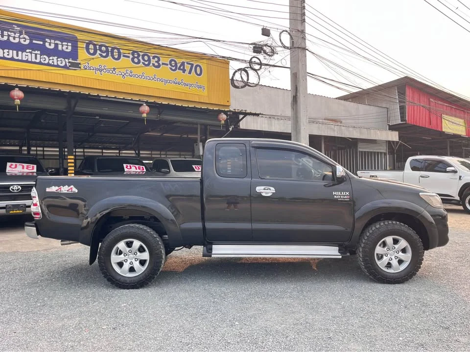 2014 Toyota Hilux VII 3