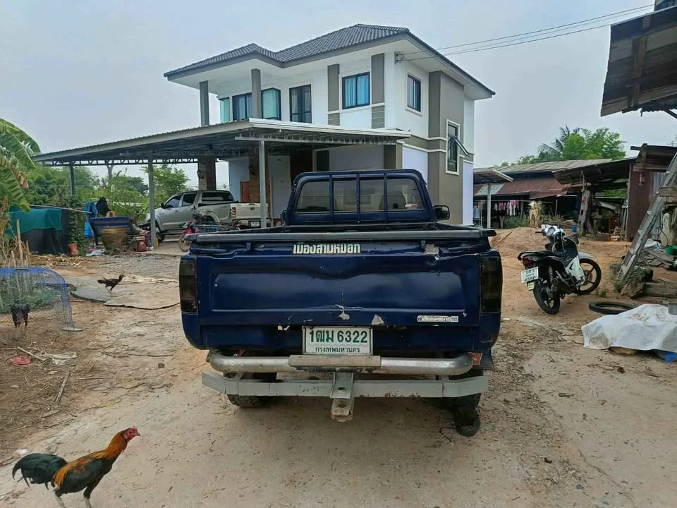 2001 Toyota Hilux Tiger VI 3