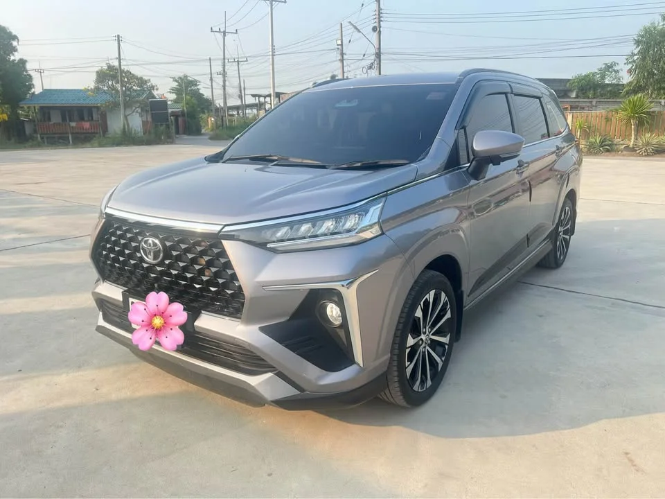 2022 Toyota Veloz III 2