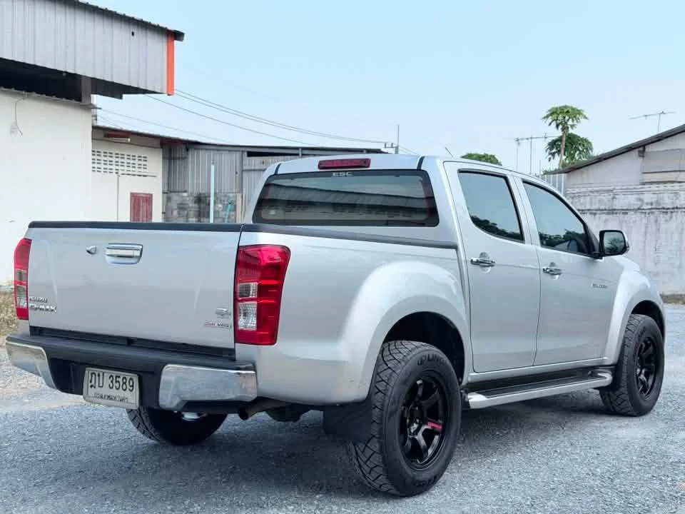 2012 Isuzu D-Max II (RT) 3