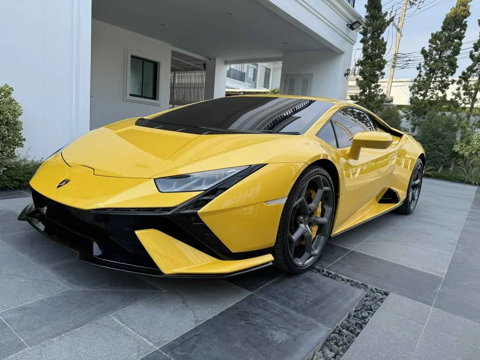 2024 Lamborghini Huracan 3