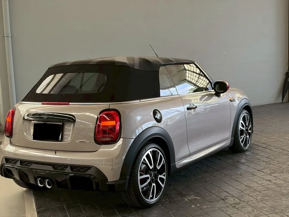 2023 Mini Hatch  III 2