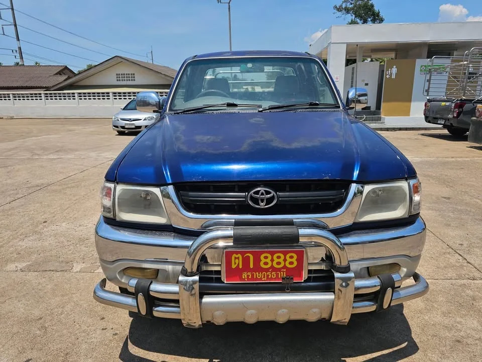 2002 Toyota Hilux Tiger VI 3