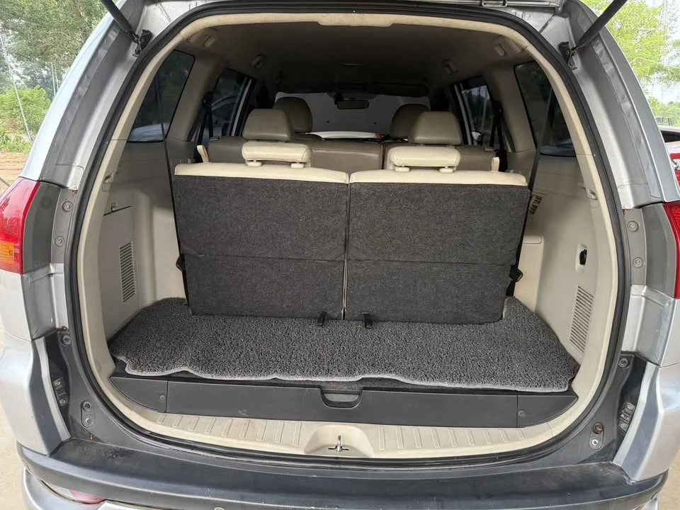 2011 Mitsubishi Pajero Sport II 2